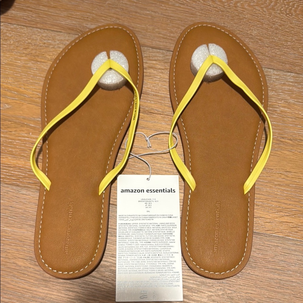 Amazon Essentials Women's Yellow Thong Sandals